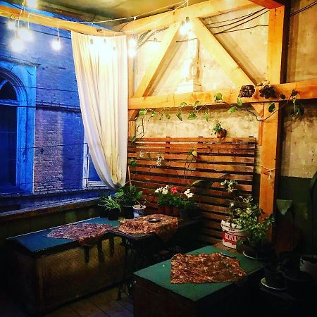Tamaras Apartment Tbilisi ภายนอก รูปภาพ