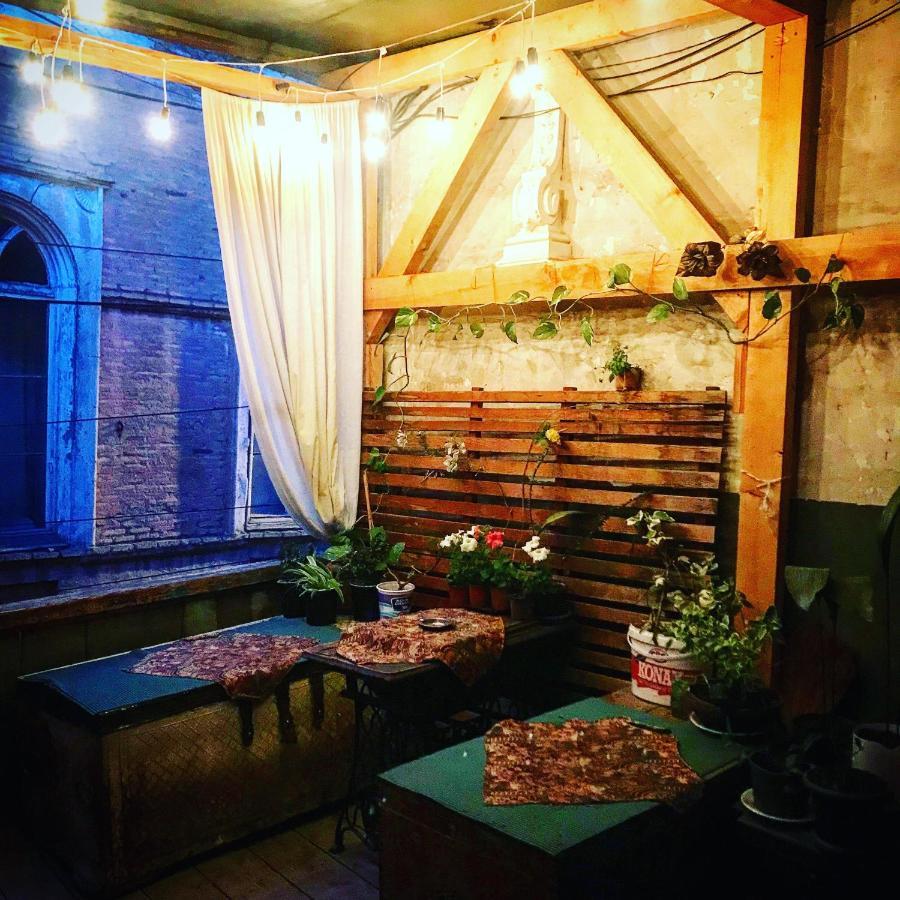 Tamaras Apartment Tbilisi ภายนอก รูปภาพ