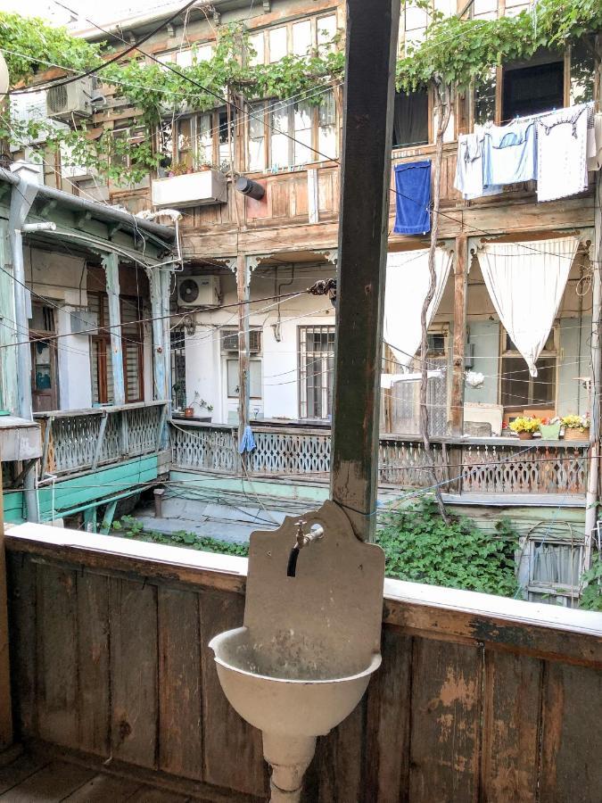 Tamaras Apartment Tbilisi ภายนอก รูปภาพ