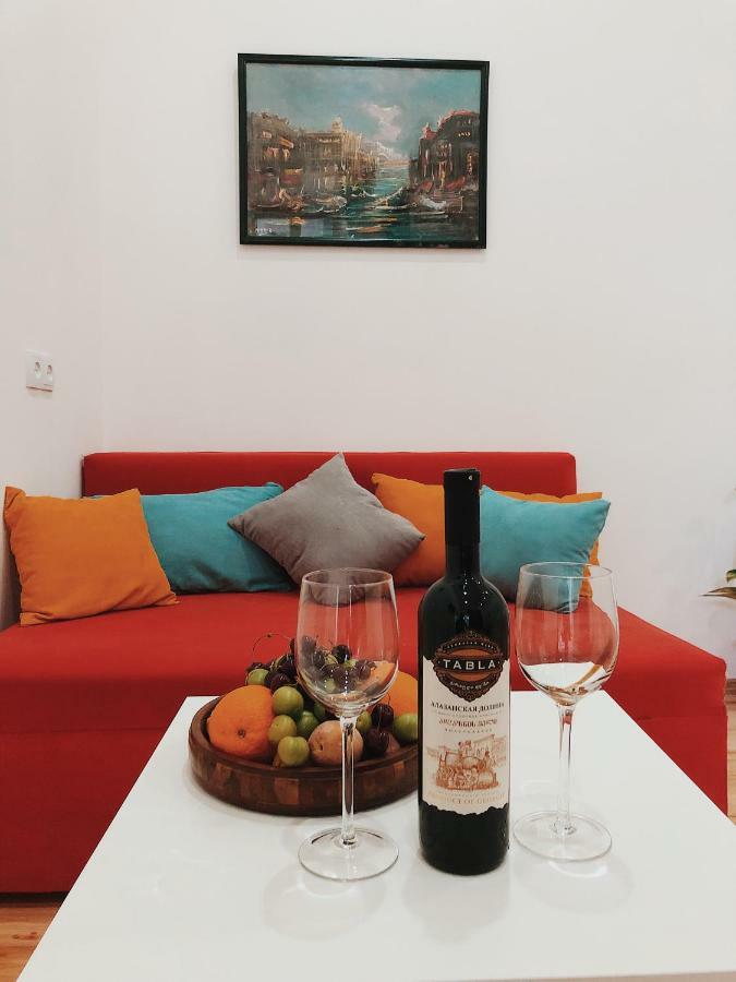 Tamaras Apartment Tbilisi ภายนอก รูปภาพ