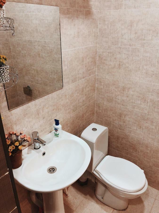 Tamaras Apartment Tbilisi ภายนอก รูปภาพ